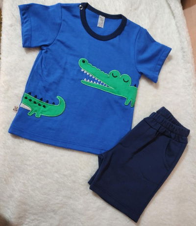 Conjunto de bebé Dino