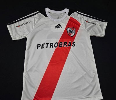 Camiseta River retro