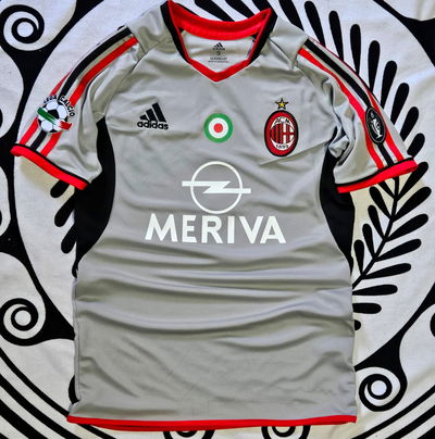 Camiseta Milan Retro