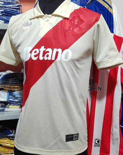 Camiseta River edición Aniversario