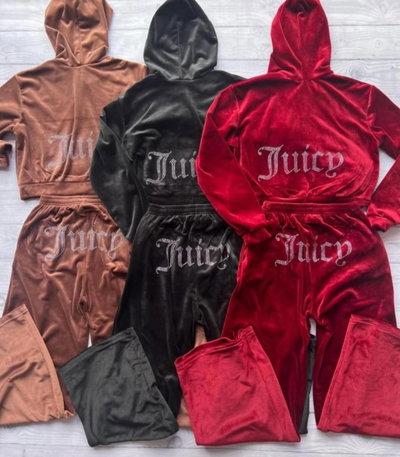 Conjunto de plush de dama JUICY