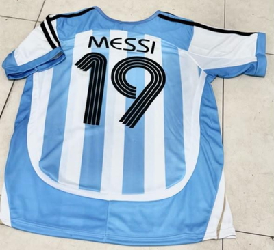 Camiseta ARGENTINA RETRO 2006 adultos