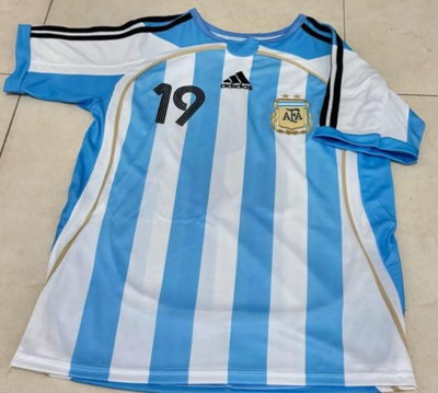 Camiseta ARGENTINA RETRO 2006 adultos