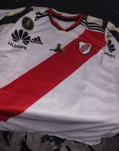 Camiseta Retro River 2018 copa libertadores x curva