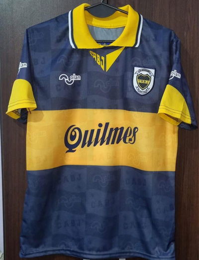 Camiseta Retro Boca x curva