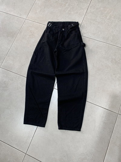 BAGGY BLACK