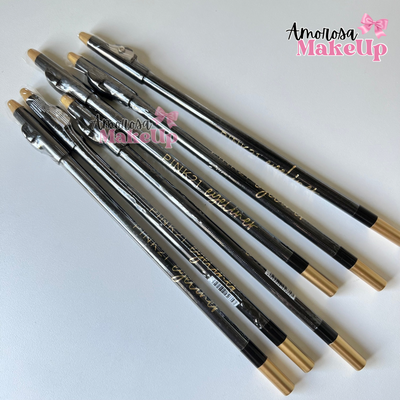 Delineador negro en lápiz con sacapuntas Pink 21