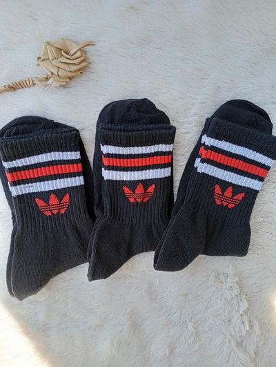 Tennis Adidas hoja RIVER negro. Adulto. Algodon