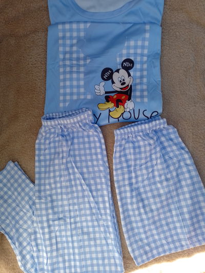 Pijama 3 piezas importado C. (Mickey azul))