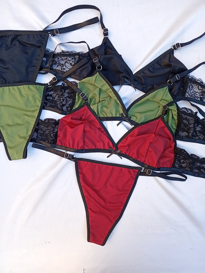 Conjunto Brallet microfibra con encaje + less regulable. EXOTICA