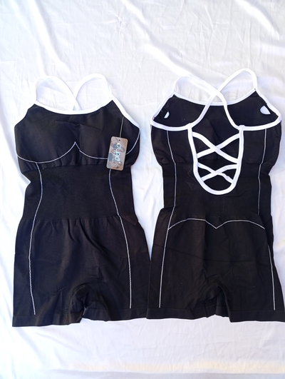 Catsuit deportivo SIN PUSH UP, D'LIRIO Todo negro, N312 (2023)