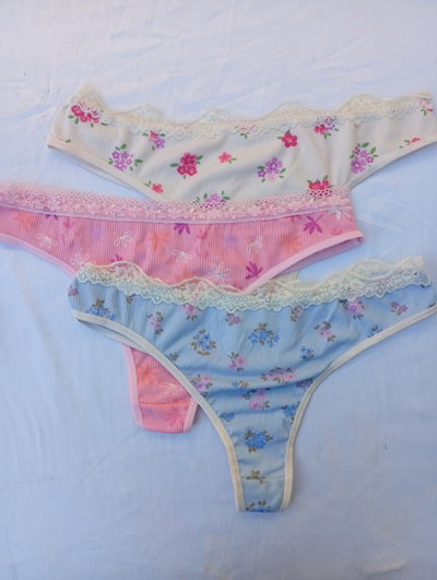 Colales entera morley florcitas con puntila 9210