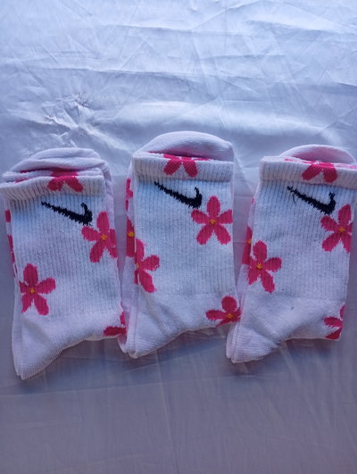 Tennis NIKE BLANCAS FLORES ROSAS. Adulto. Algodón