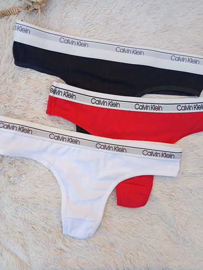 Colales Calvin klein morley