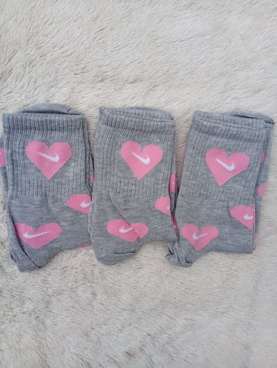 Tennis nike GRIS CORAZONES ROSAS, Adulto. LC