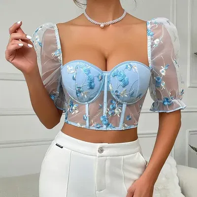 Corset princesa con flores bordadas, cierre en espalda. VICBLACK MX-50938