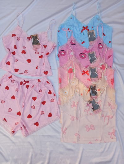 Pijama NEEDFEEL 2 PIEZAS, MORLEY estampado con puntilla. NO:ZHL-16501