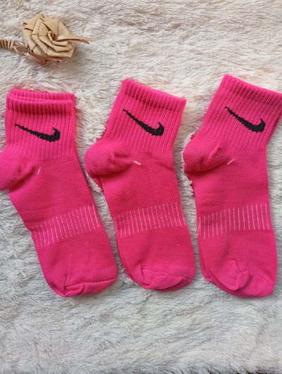 1/4 Nike FUCSIA LISA. Adulto. LC