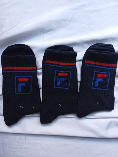 Tennis FILA NEGRO LISO LOGO BICOLOR. Adulto. LC 7466