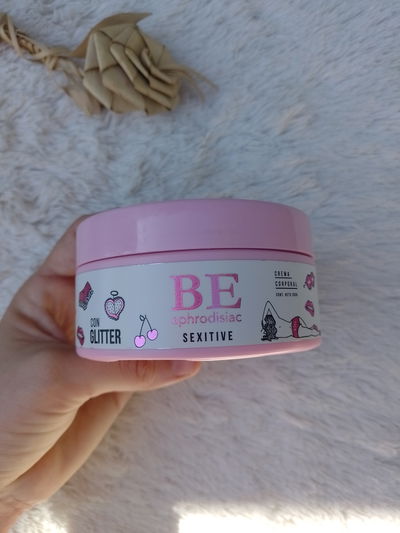 CREMA CORPORAL SEXITIVE BE PERFUMADA CON FEROMONAS Y GLITTER 200gr
