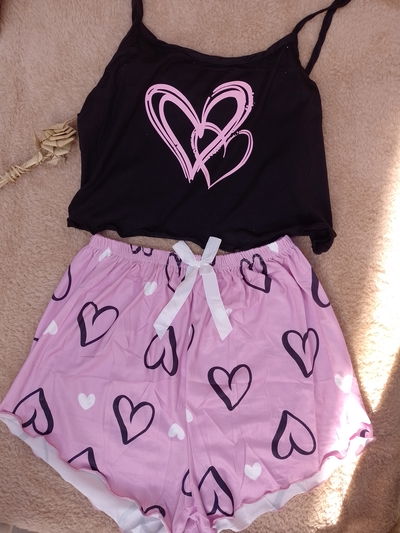 Pijama tipo top con short. Excelente calidad, CORAZON NEGRO Dolemiso Importado 