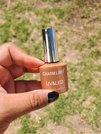 Esmaltes UV para cabina