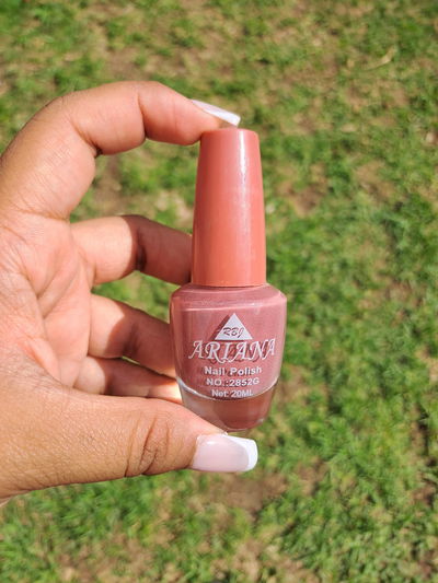 Esmaltes ARIANA efecto GEL
