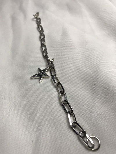 Pulseras de acero quirúrgico con dije