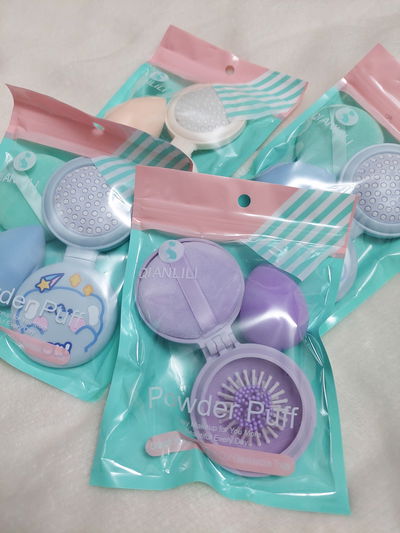 Set: Peine con espejo + Esponjitas 