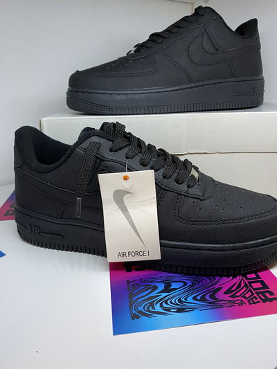 Nike AirForce negra