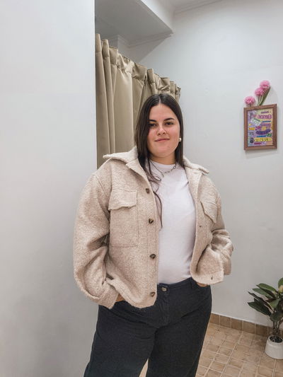 Camisaco de lana bucle Rumania