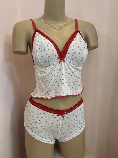Pijama Daisy Flores Rojas 