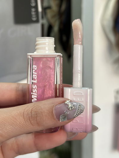 LIP GLOSS Miss Lara de