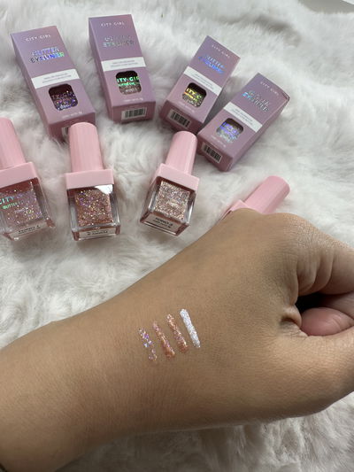 DELINEADOR CON GLITTER By City Girl 