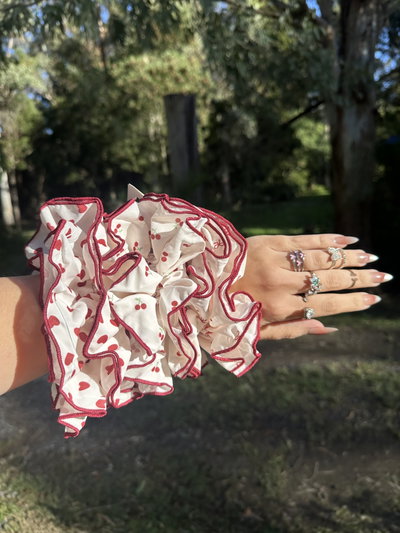 SCRUNCHIE CHERRY LOVE 