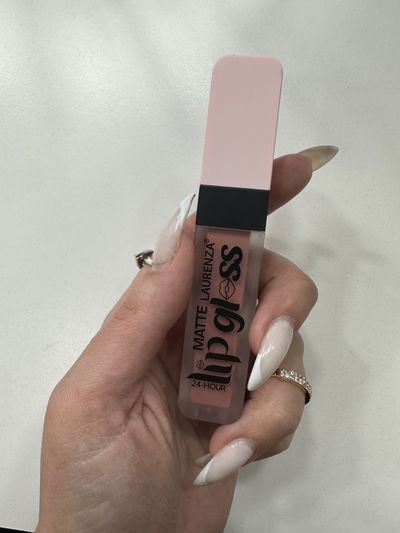 Lip Gloss- Laurenza 