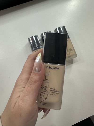 BASE LIQUIDA By RubyRose