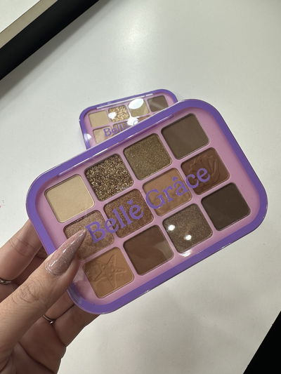 PALETA DE SOMBRAS - Belle Grace