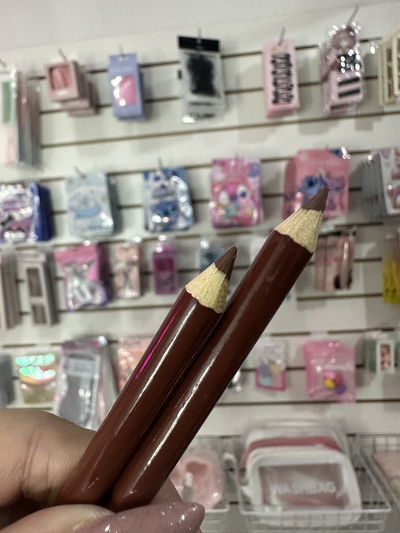 DELINEADOR LIP FLOR 🎀