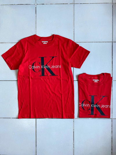 REMERA CALVIN KLEIN