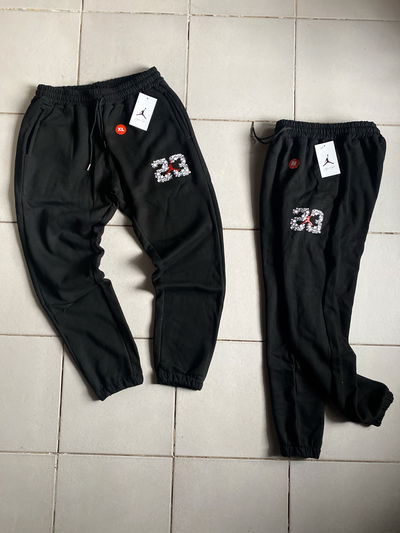 JOGGINS JORDAN 23⭐️