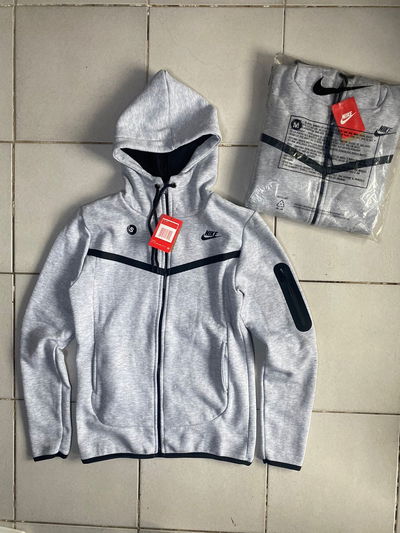 CAMPERAS NIKE TECH