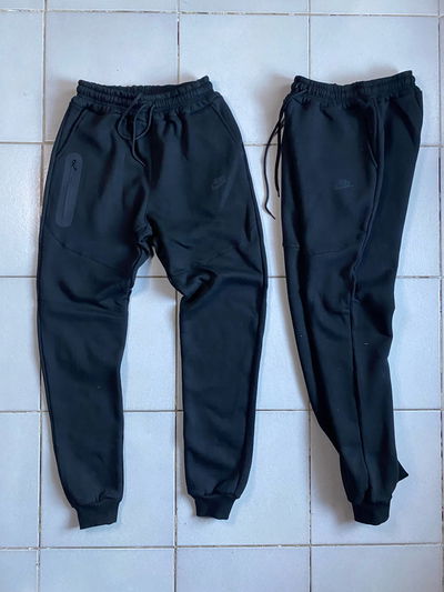 JOGGINS NIKE TECH