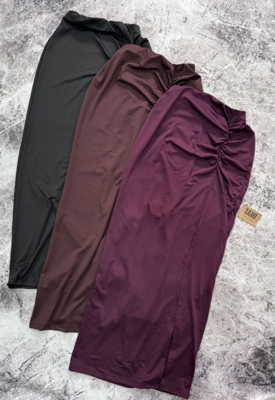 Pollera larga frunce c/tajo