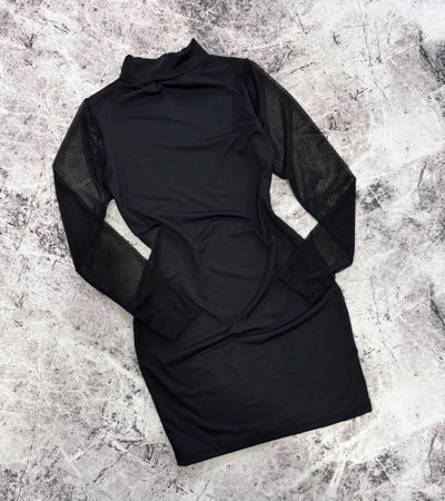 Vestido media polera lycra manga tul