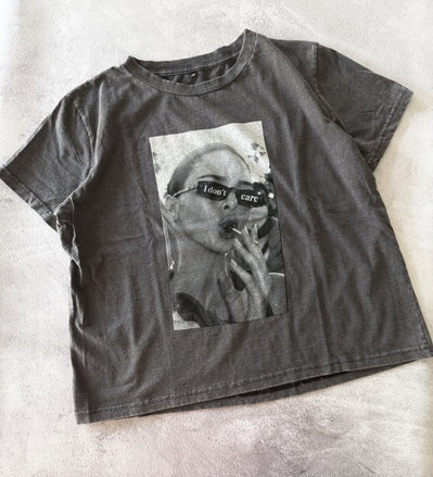 Remera oversize I DONT CARE nevada