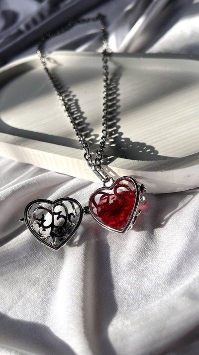 Collar Relicario Corazón 