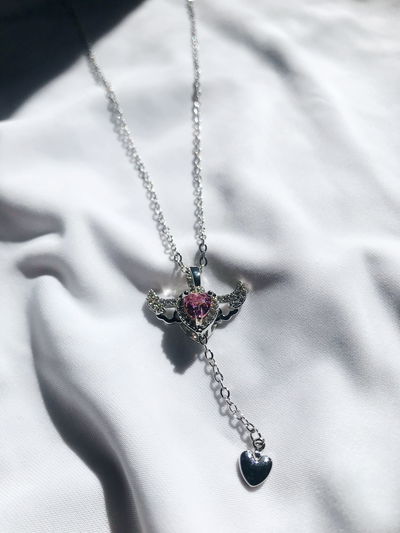 Collar alas movibles 