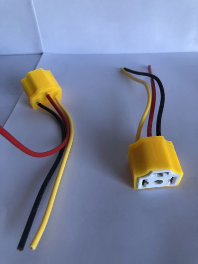 Porta lámpara H4 universal