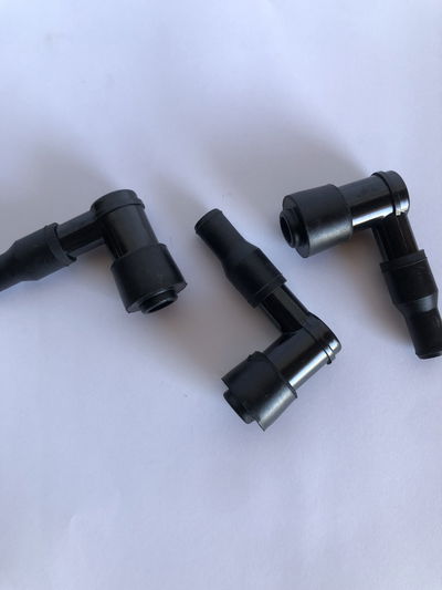 Capuchon de bujía negro